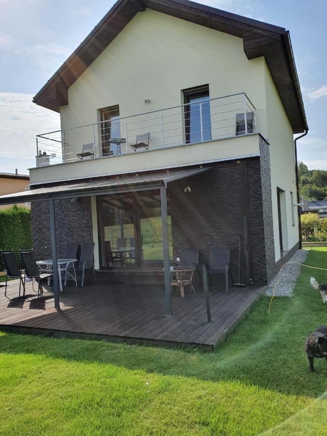 Vila Pod Cernou Horou Villa Rožnov pod Radhoštěm Exteriör bild