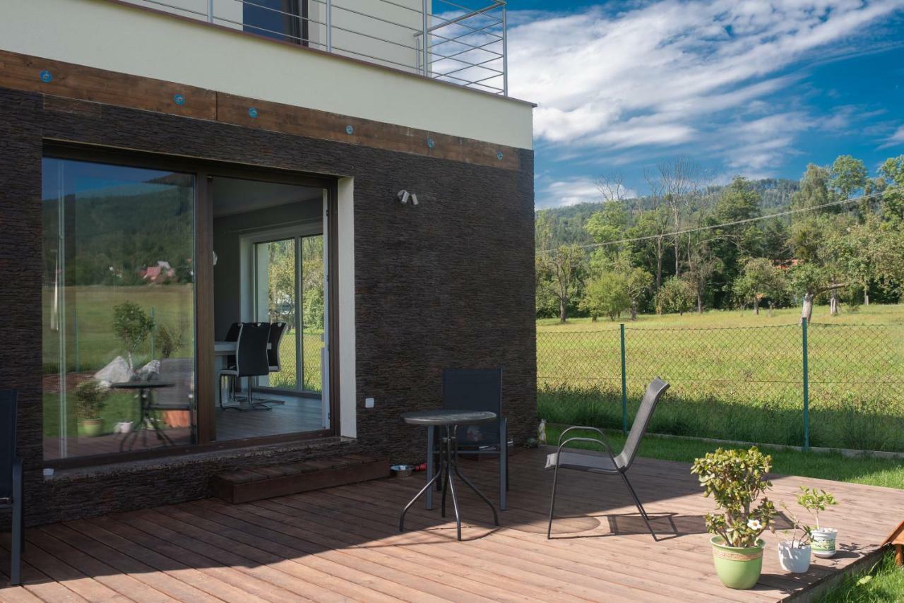 Vila Pod Cernou Horou Villa Rožnov pod Radhoštěm Exteriör bild